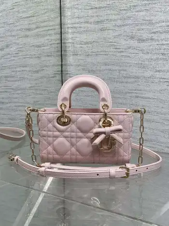 最新蝴蝶结戴妃包 女士斜挎包 高仿迪奥女包