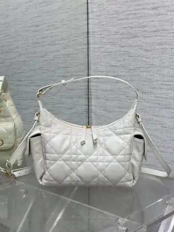 最新款腋下单肩包 女士斜挎包 高仿迪奥女包