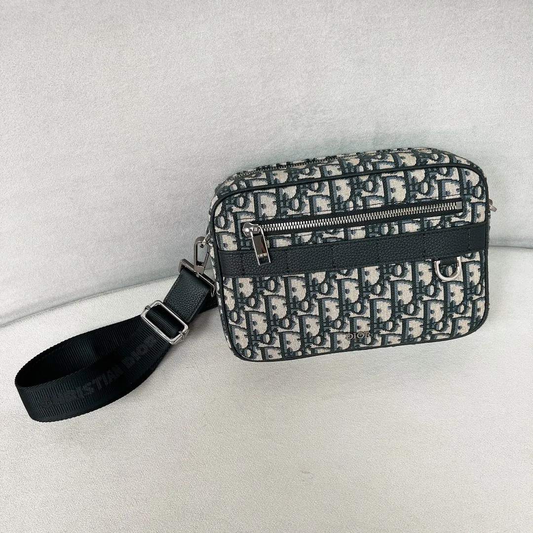 迪奥 新品男士safari信使包 男士斜挎包