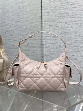 最新款腋下单肩包 女士斜挎包 高仿迪奥女包