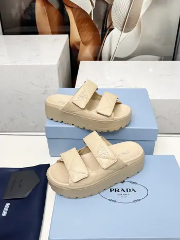 2025春夏新款拖鞋魔术贴凉鞋 厚底拖鞋 高仿普拉达女士凉鞋/拖鞋
