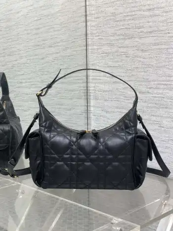 最新款腋下单肩包 女士斜挎包 高仿迪奥女包