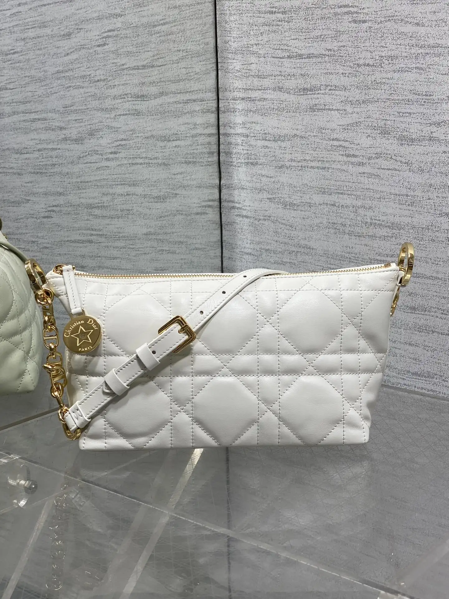 迪奥  最新深灰牛仔布饭盒包 女士斜挎包