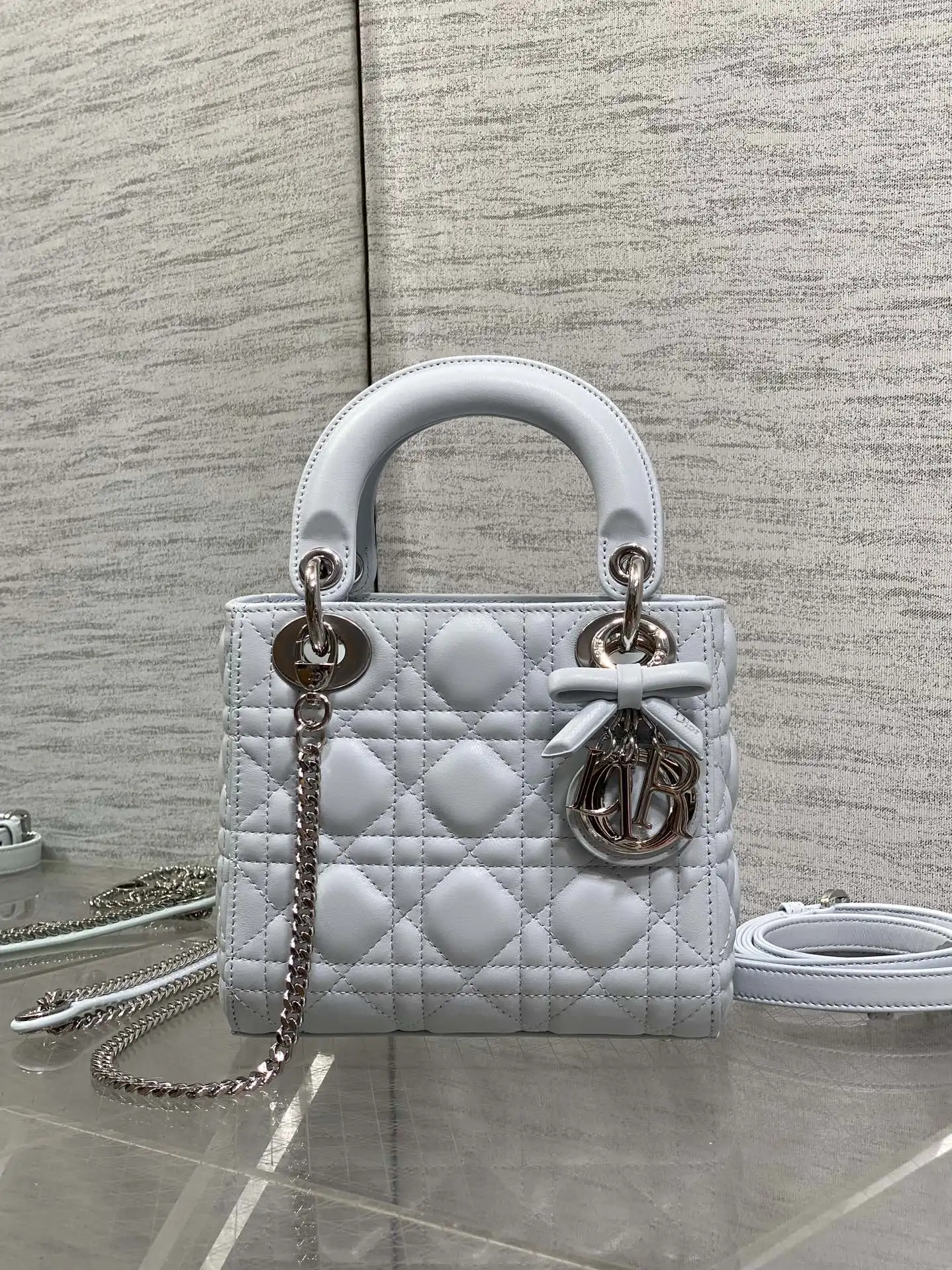 迪奥 最新蝴蝶结戴妃包 女士斜挎包