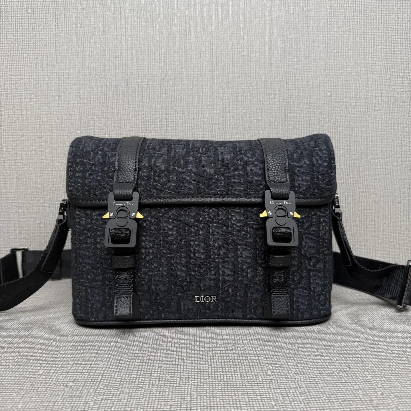 迪奥 9271  老花配皮翻盖信使包 男士斜挎包