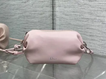 新款油蜡皮手袋 女士斜挎包 高仿迪奥女包