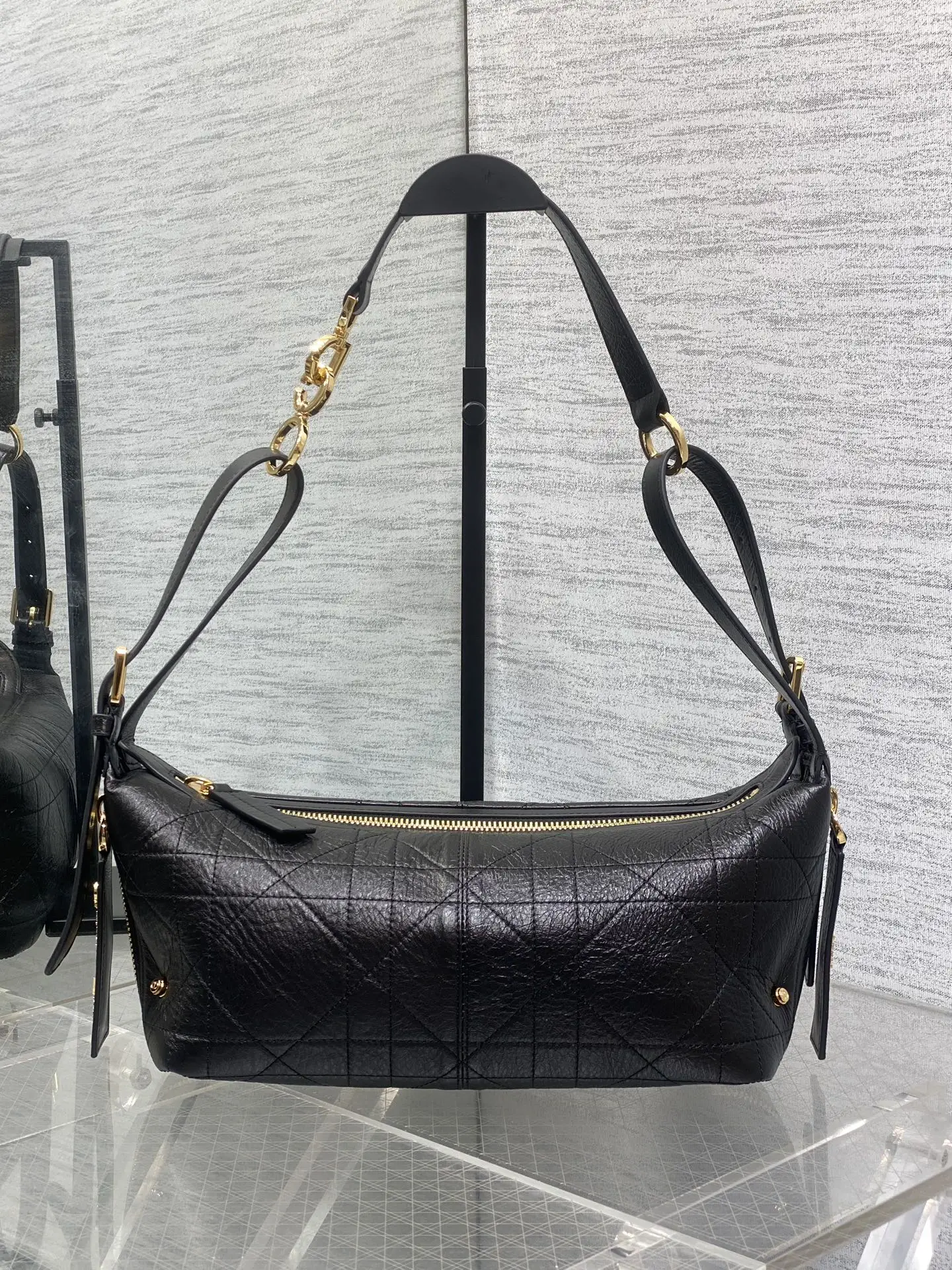 迪奥 油蜡皮自带松弛包 女士斜挎包