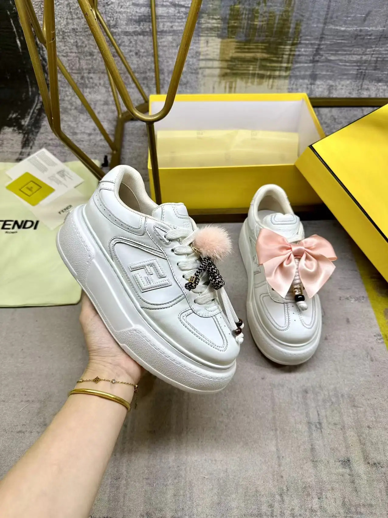 芬迪 Match系带运动鞋