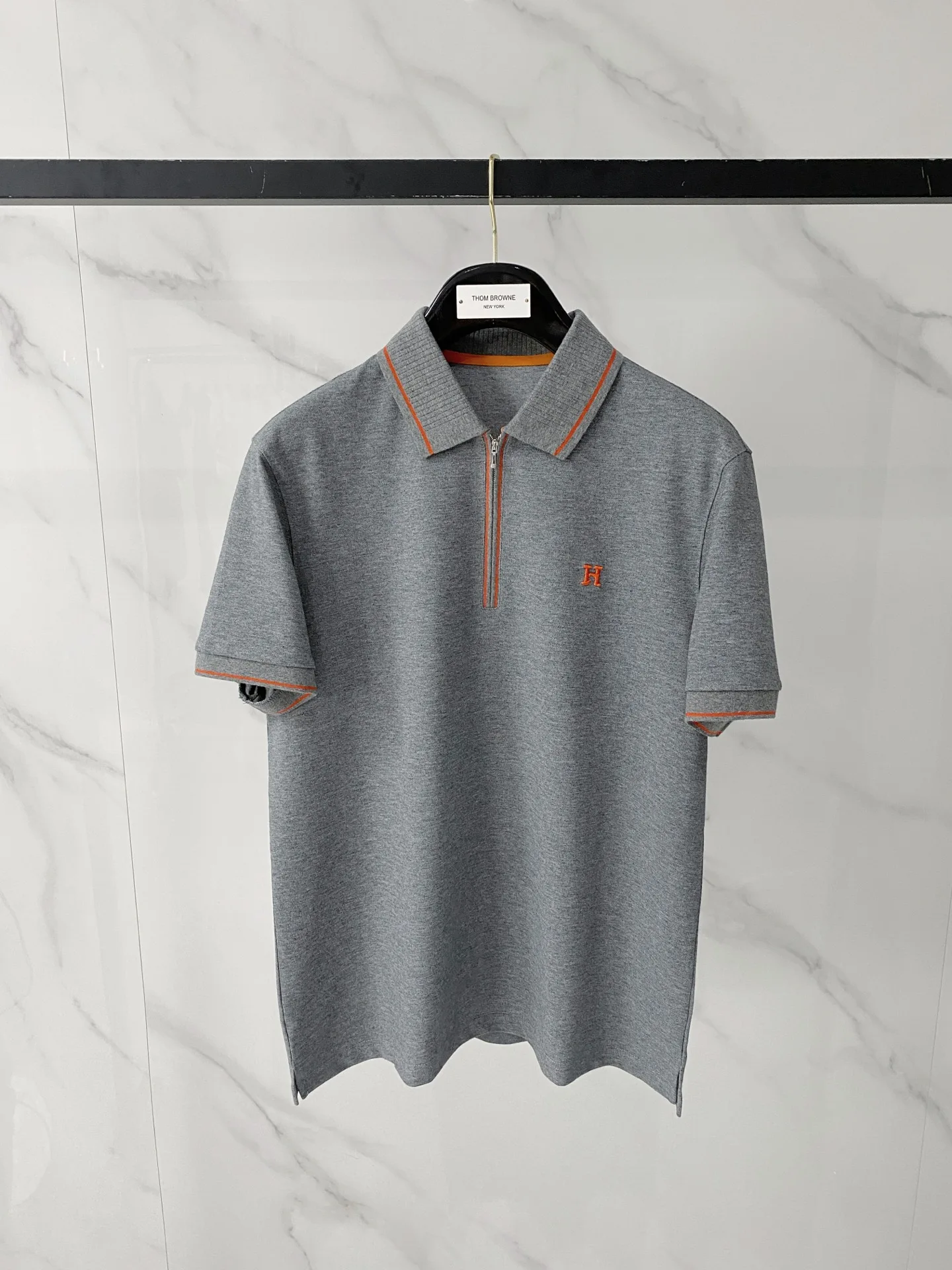 爱马仕 春夏新品翻领polo短袖 爱马仕 春夏新品翻领polo短袖