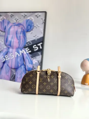 M28953 压纹印花手袋 女士双肩包 高仿LV双肩包