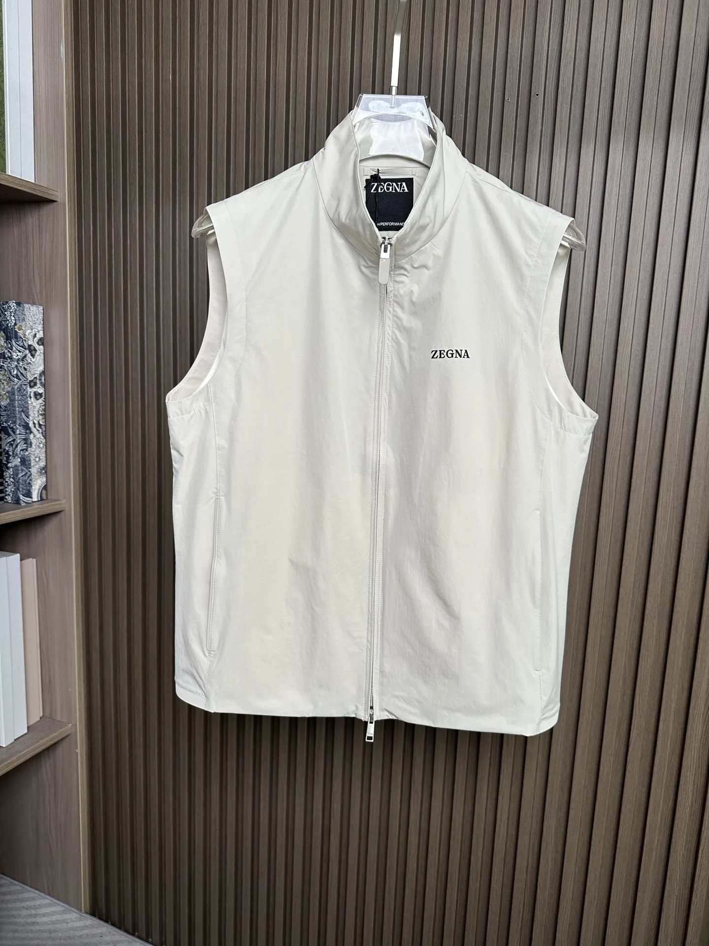 杰尼亚 轻薄马甲男士