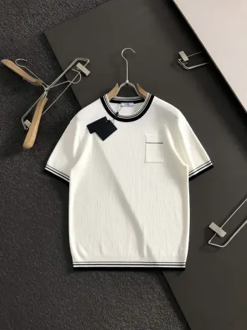 黑白撞色口袋短袖 高仿普拉达T恤/POLO衫