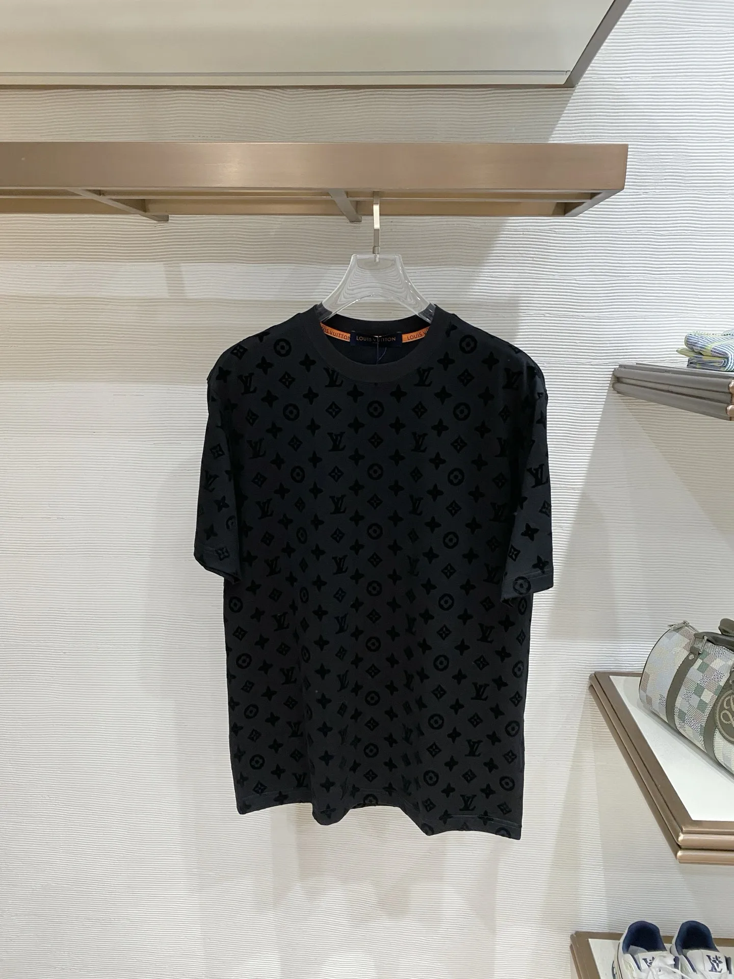 LV 春夏新款圆领短袖T恤衫