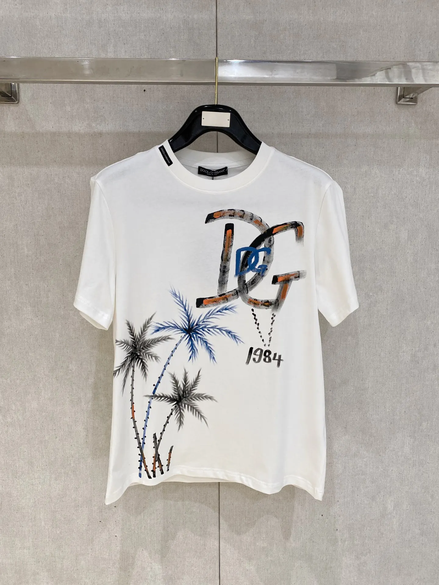 杜嘉班纳 新款短袖圆领T恤 杜嘉班纳 新款短袖圆领T恤