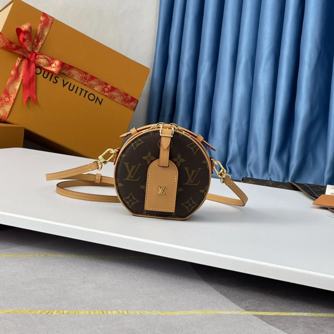 LV M44699  涂层帆布 迷你包 女士斜挎包