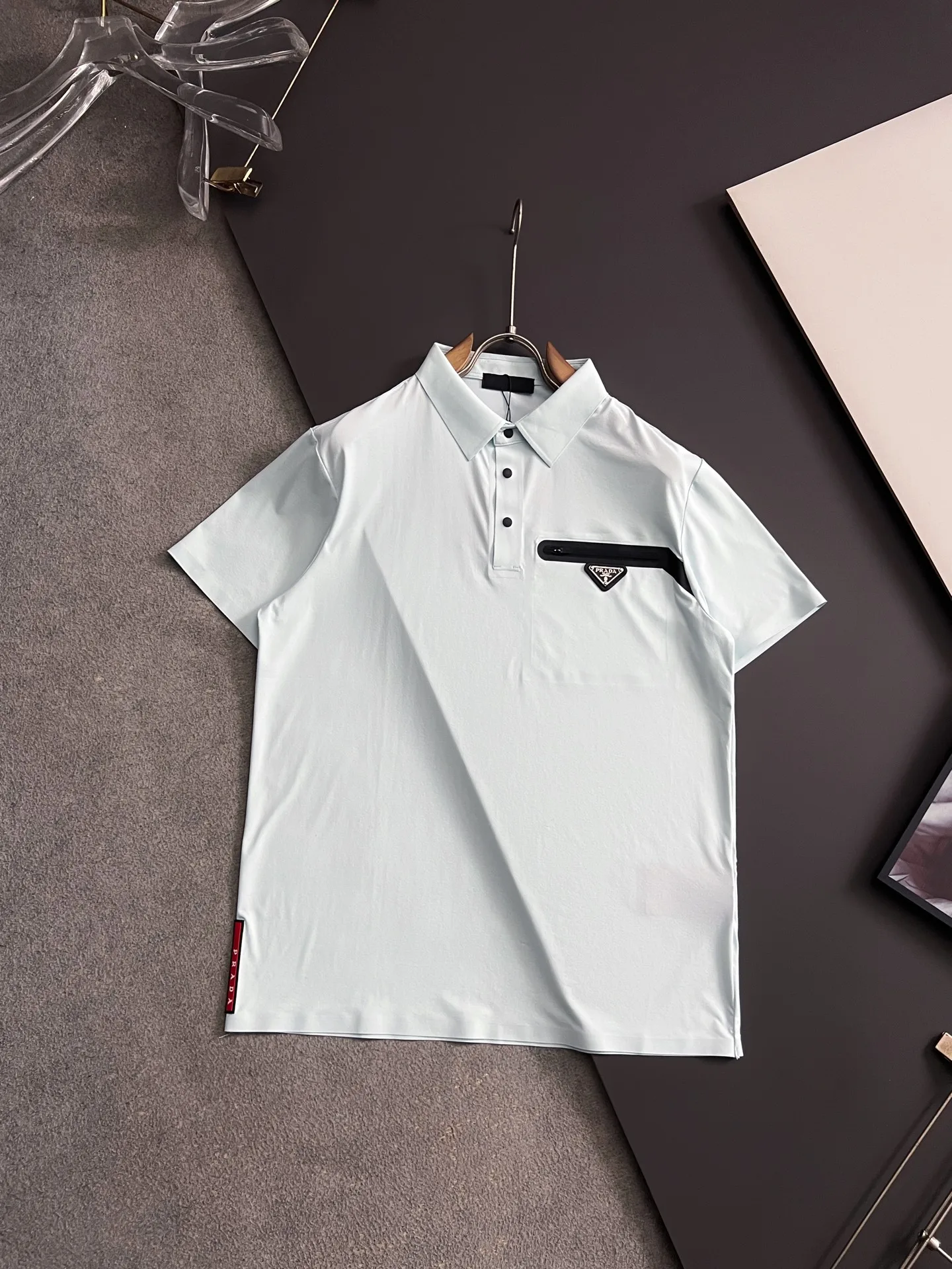 普拉达 夏季男士速干薄料翻领短袖衫