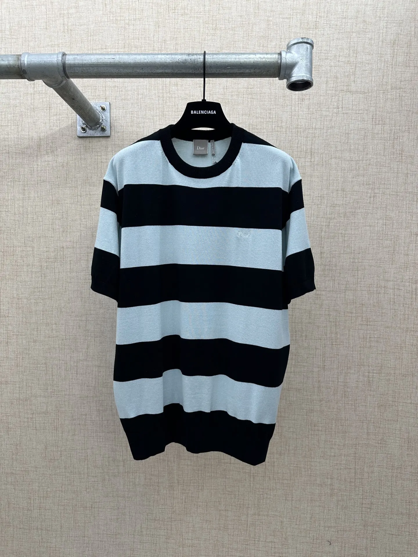 迪奥 色棉质针织面料条纹图案条针织衫