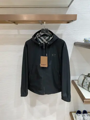 新款夹克外套 高仿巴宝莉夹克/外套