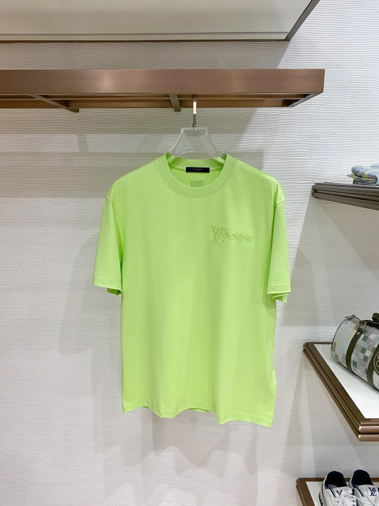 LV 春夏新款圆领短袖T恤衫