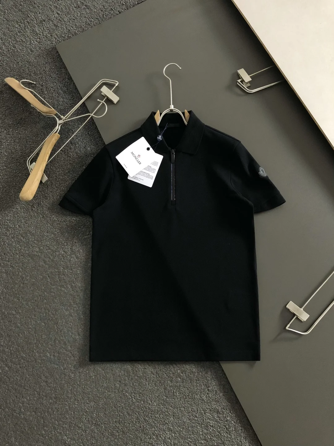 蒙口 重工袖蝴蝶绣口短袖