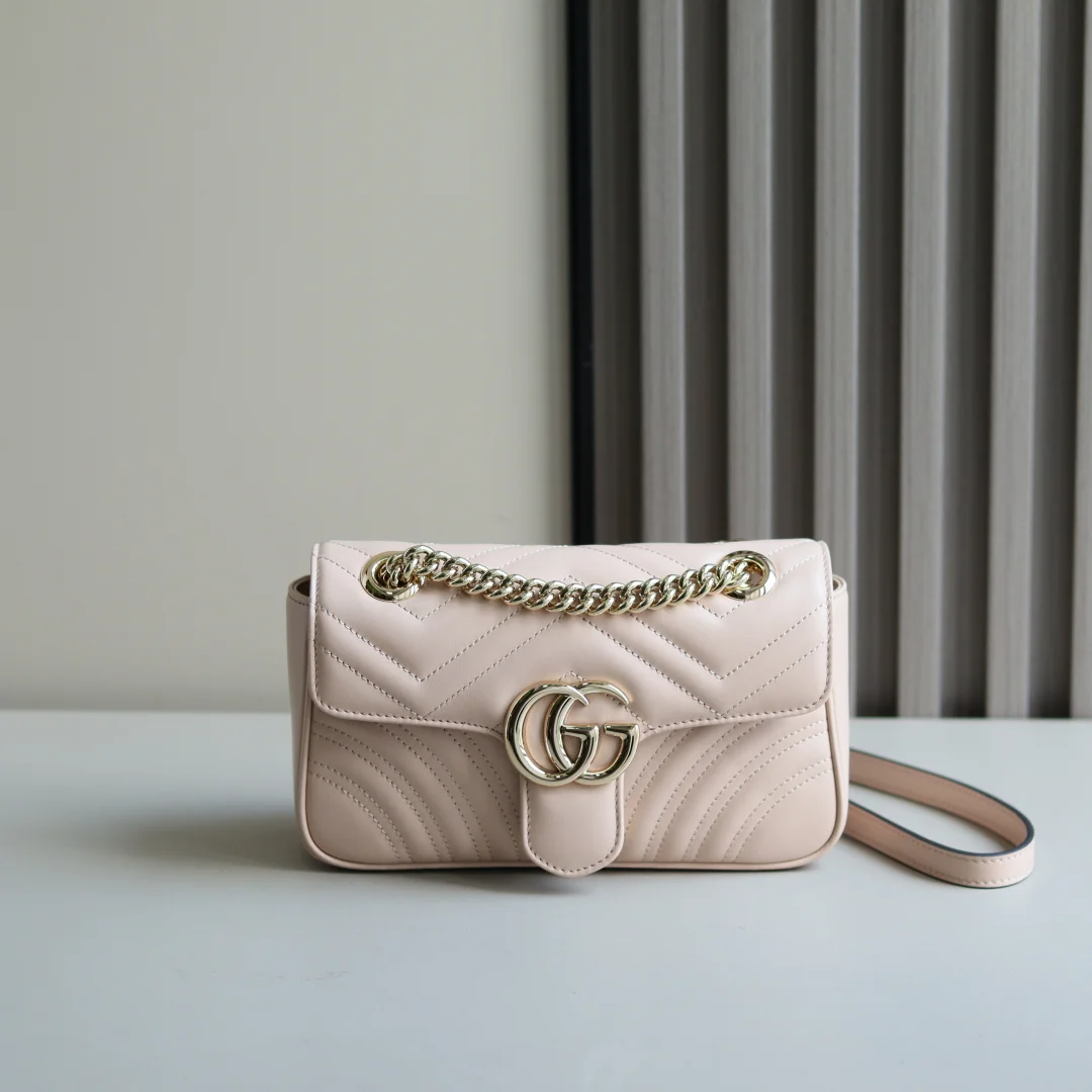 古奇 446744 波浪纹链条包 女士斜挎包 古奇 446744 波浪纹链条包 女士斜挎包