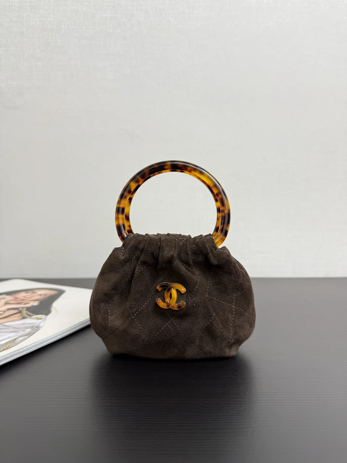 香奈儿 99534 早春度假瑁手柄麂皮小包 女士手提包