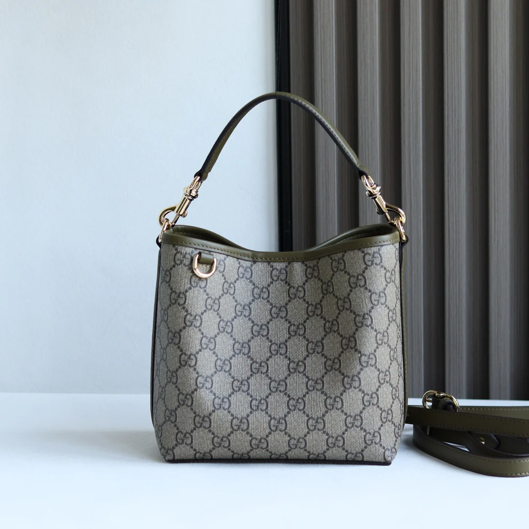 古奇 815118 小水桶购物袋 女士斜挎包 古奇 815118 小水桶购物袋 女士斜挎包