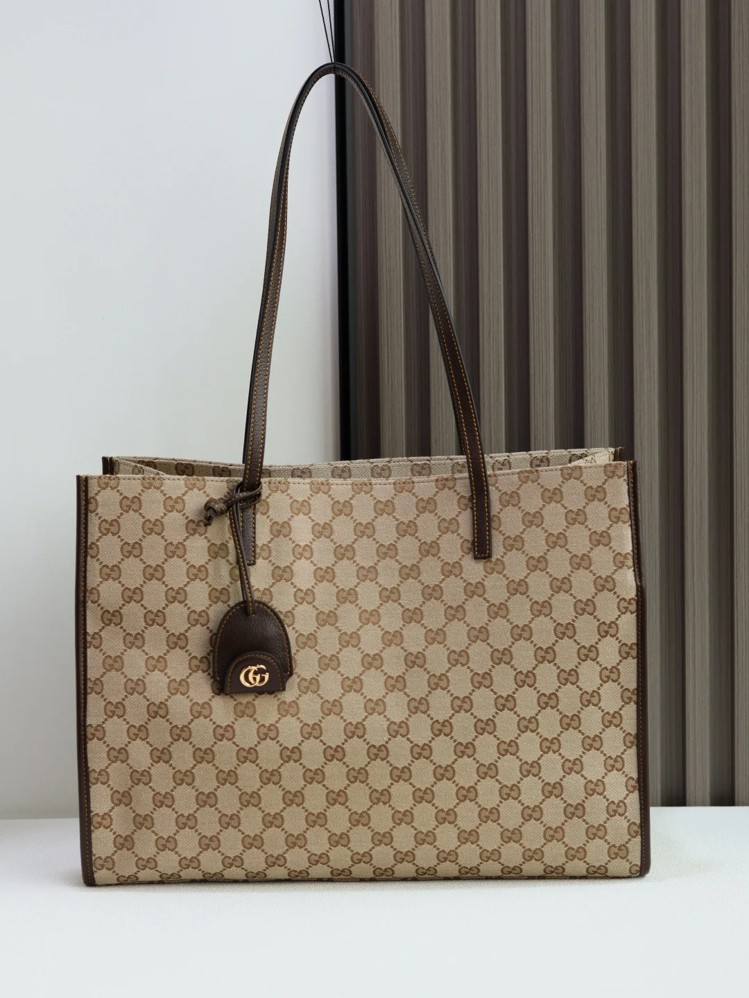 古奇 875056 多隔层托特包 女士单肩包 古奇 875056 多隔层托特包 女士单肩包