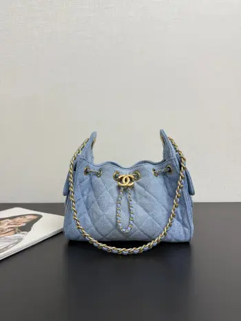 99480  牛仔水桶抽绳包 女士斜挎包 高仿香奈儿女包