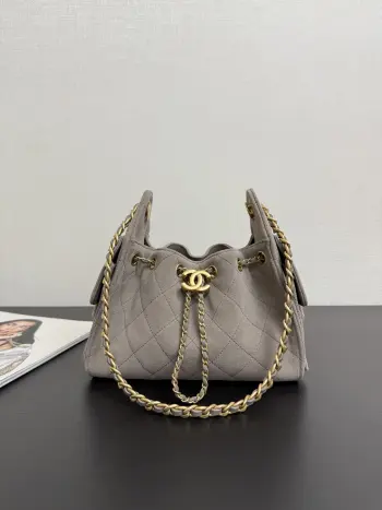 99480  麂皮水桶抽绳包 女士斜挎包 高仿香奈儿女包