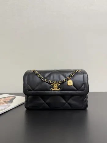 99527 Mouth Cover Bag Classic Diamond Pattern Bag Women s Crossbody Bag Replica Chanel womens bags