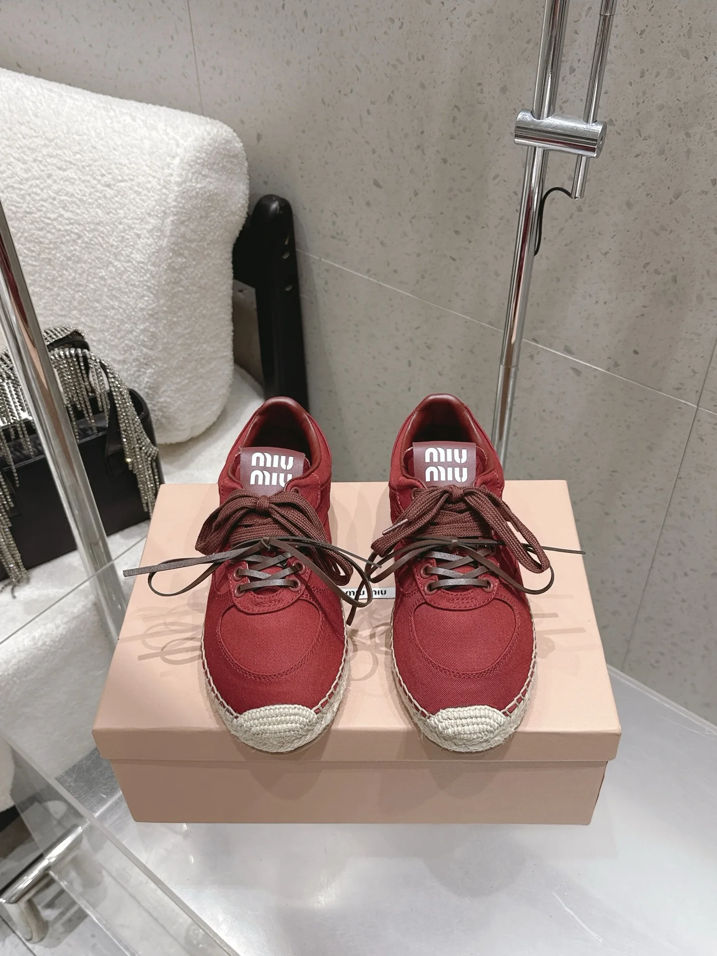 MIU MIU Spring and summer latest style straw-soled training shoes fisherman shoes fisherman shoes MIU MIU Spring and summer latest style straw-soled training shoes fisherman shoes fisherman shoes