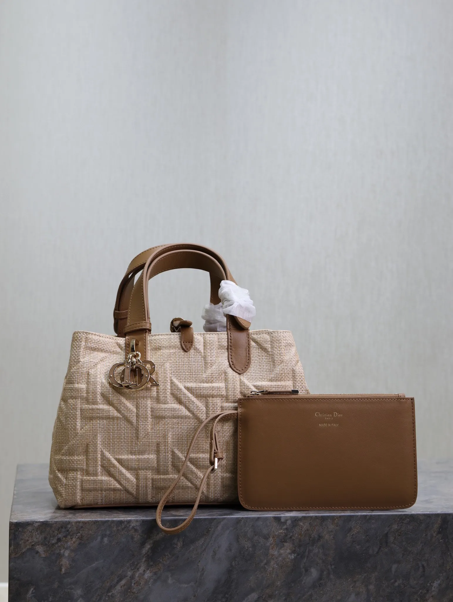 Dior 1188 Lafite straw quilted casual handbag women s shoulder bag Dior 1188 Lafite straw quilted casual handbag women s shoulder bag