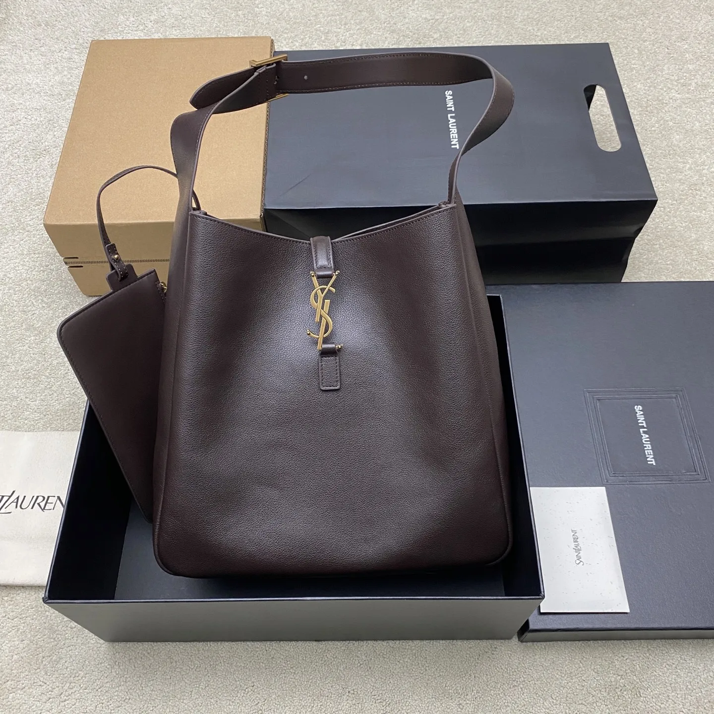 SAINT LAURENT 850545 New upgraded version with small bag underarm bag women s crossbody bag SAINT LAURENT 850545 New upgraded version with small bag underarm bag women s crossbody bag