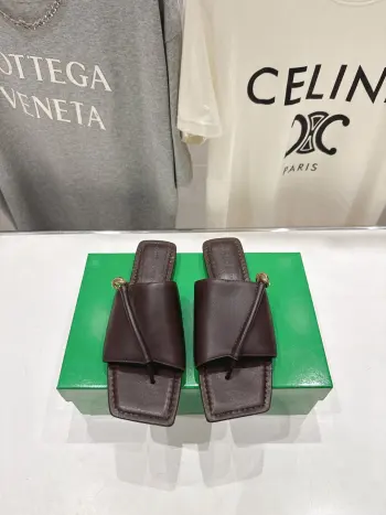Summer New Women s Flat Slippers Women s Flat Slippers Replica Bottega Veneta Womens Sandals and Slides
