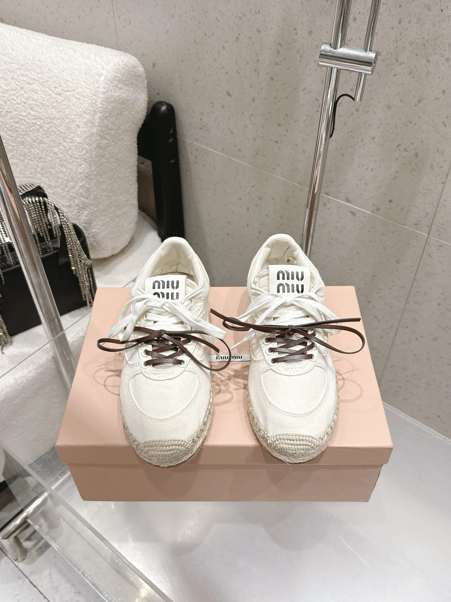 MIU MIU Spring and summer latest style straw-soled training shoes fisherman shoes fisherman shoes