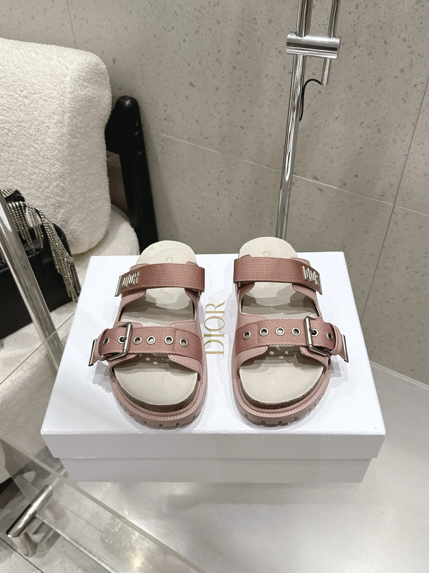 Dior Early spring new style sandals slippers women s slippers Dior Early spring new style sandals slippers women s slippers