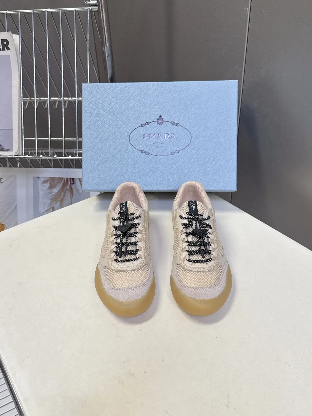 Prada Spring and summer latest couple s mesh breathable training casual shoes couple s casual shoes