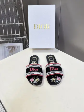 Spring and summer latest embroidered chunky heel slide sandals for women. Replica Dior Womens Sandals and Slides