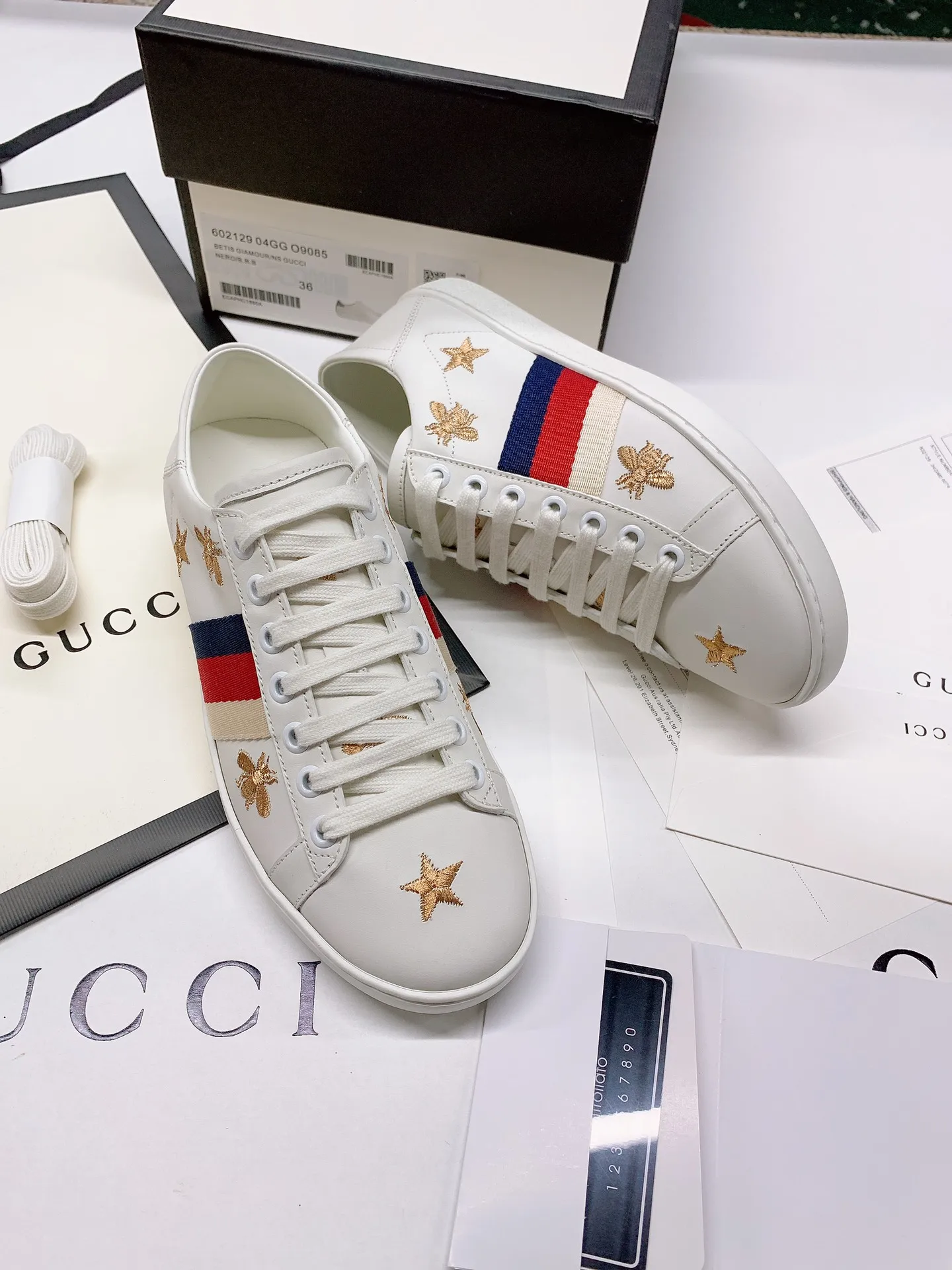 Gucci Couple s embroidered canvas white shoes
