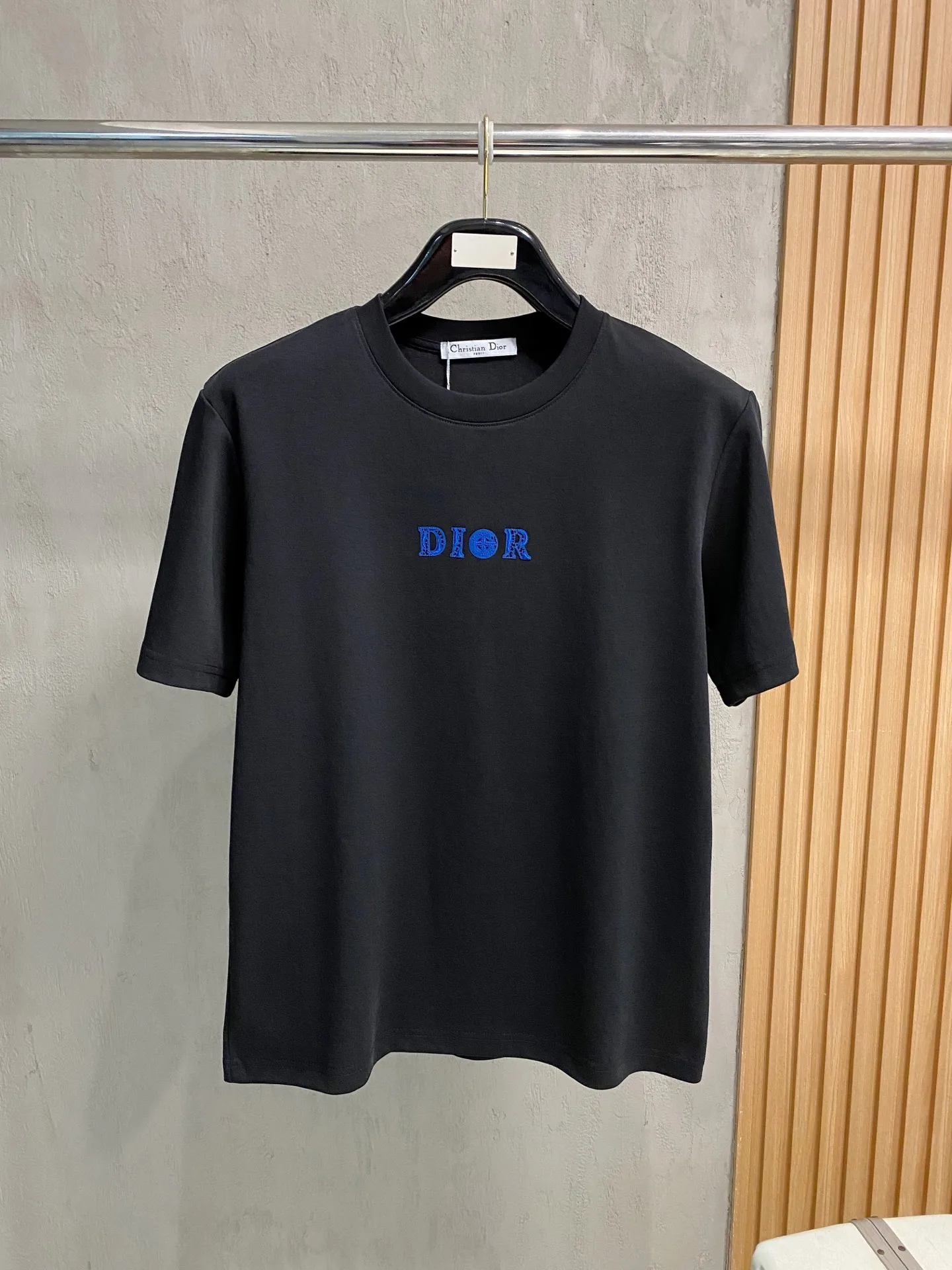Dior Spring and summer latest short-sleeve round-neck T-shirt Dior Spring and summer latest short-sleeve round-neck T-shirt