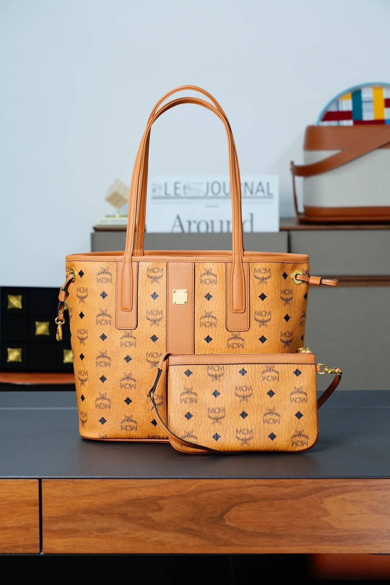 MCM MWPDALR04CO001 Liz Visetos Double-sided shopping bag mother bag