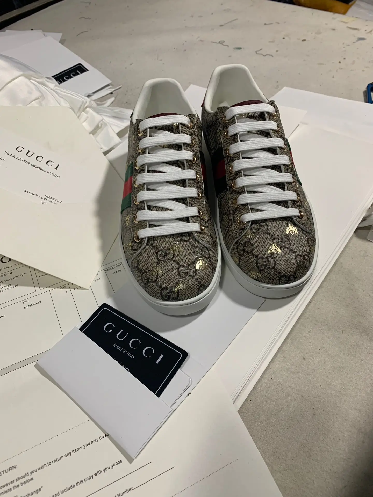 Gucci Couple s embroidered canvas white shoes Gucci Couple s embroidered canvas white shoes
