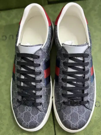 Couple s embroidered canvas white shoes Replica Gucci Mens Casual and Sneakers