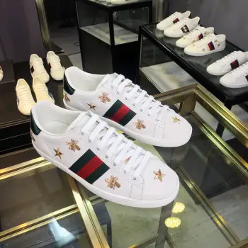 Couple s embroidered canvas white shoes Replica Gucci Mens Casual and Sneakers