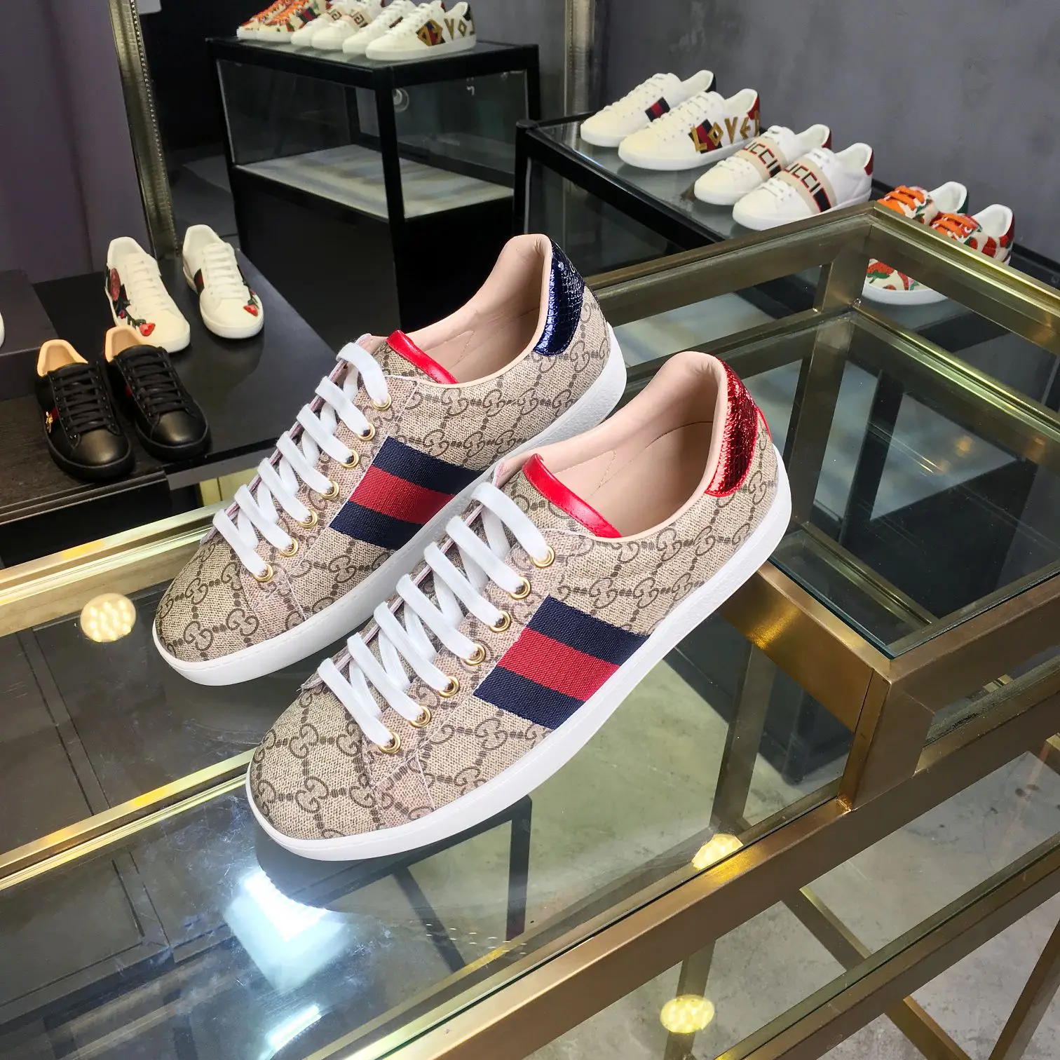 Gucci Couple s embroidered canvas white shoes