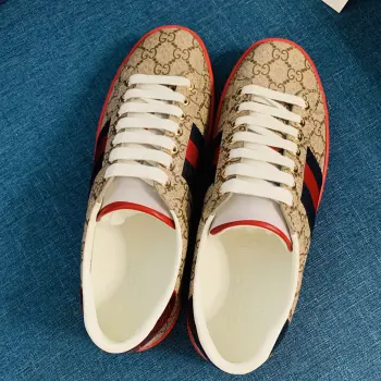 Couple s embroidered canvas white shoes Replica Gucci Mens Casual and Sneakers