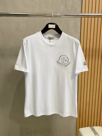 Spring and summer latest unisex casual round neck short sleeve T-shirt. Replica Moncler Tshirts and Polos