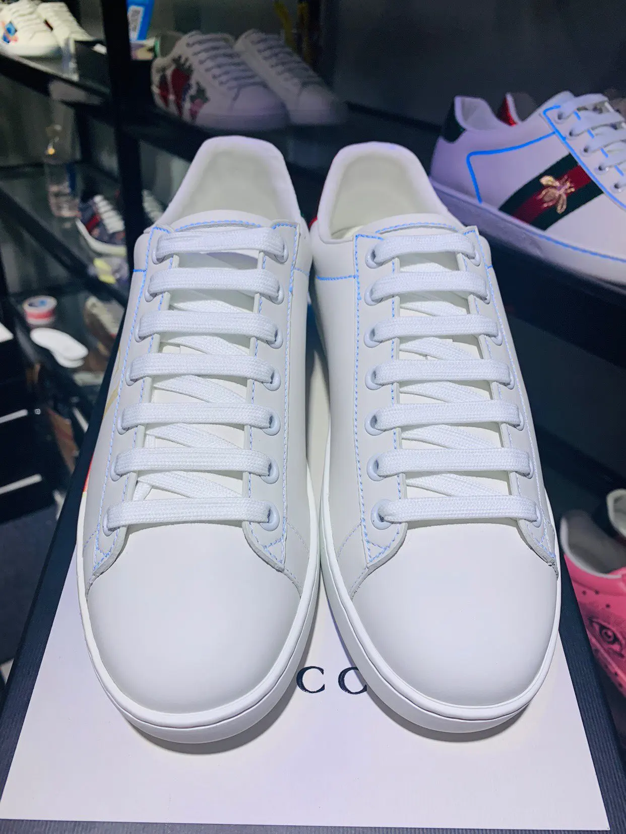 Gucci Couple s embroidered canvas white shoes