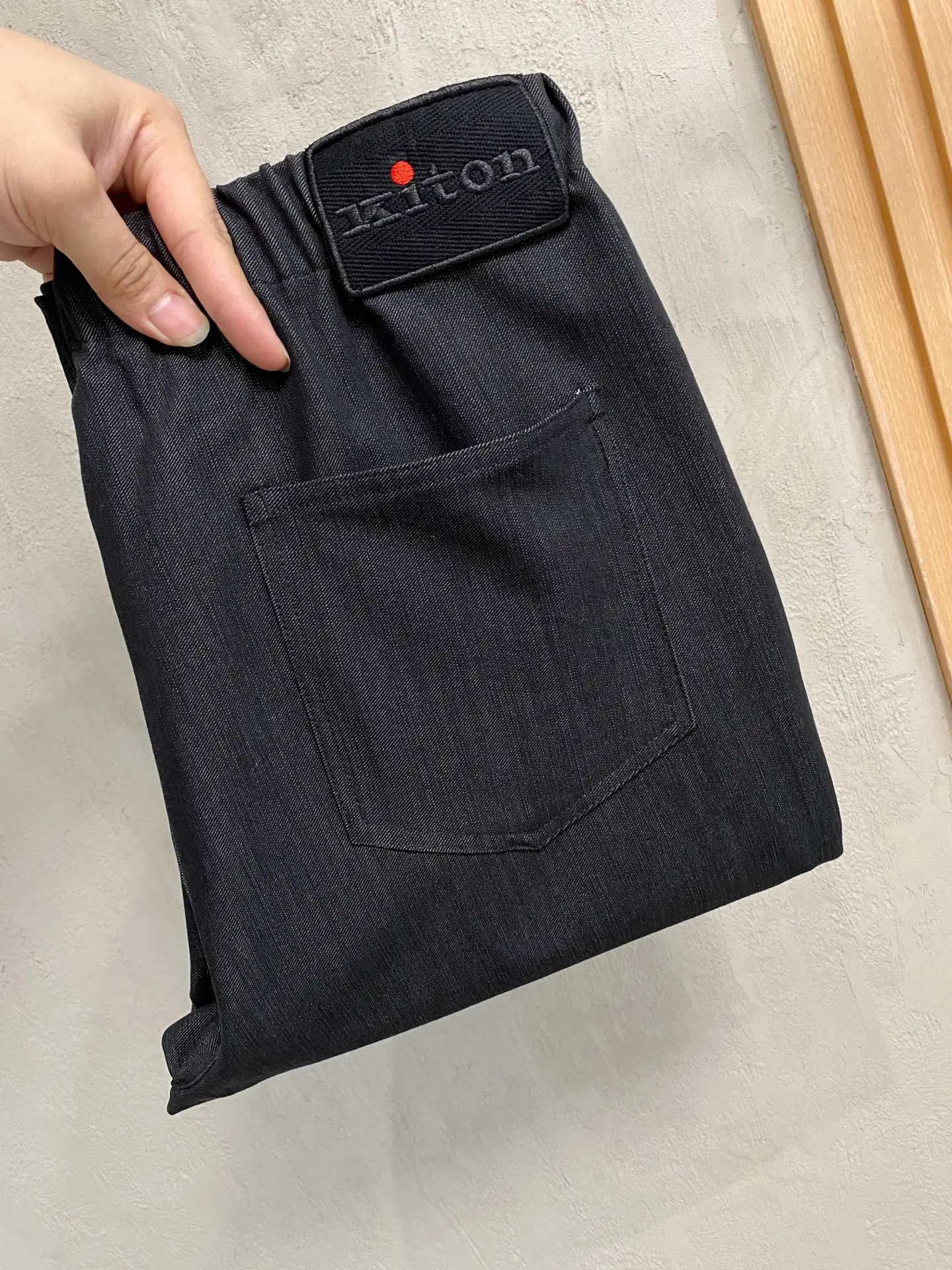 齐敦 简约小直筒裤